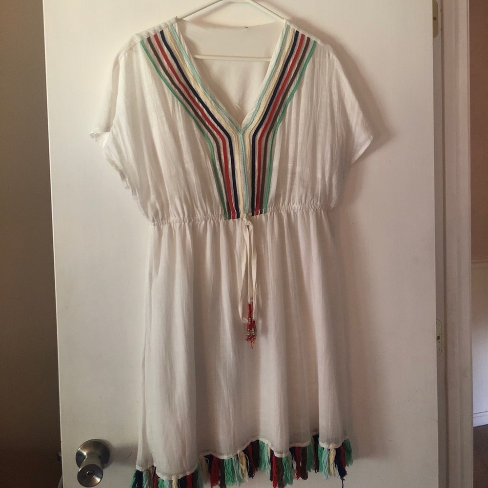 White gauze dress. Fully lined. Size Large